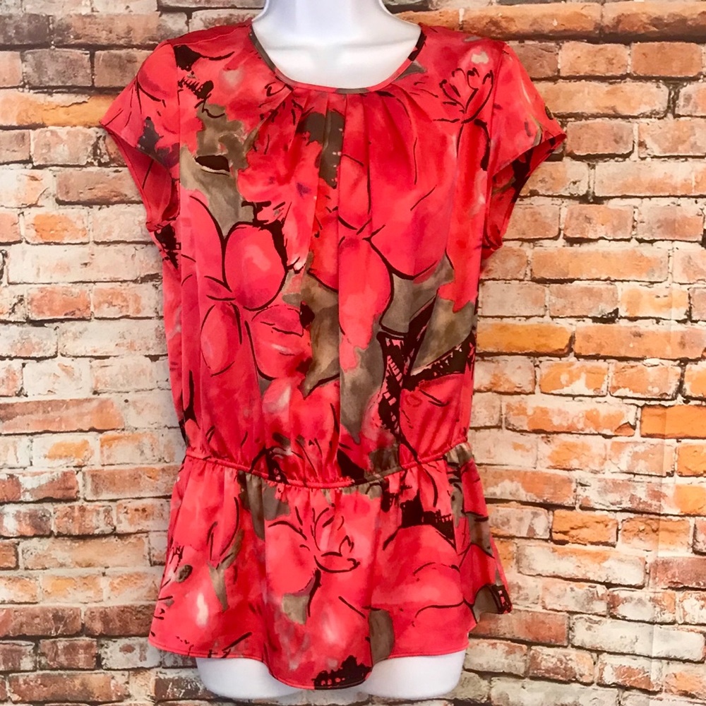 3/$20 Ann Taylor Coral Floral With Black Silver Accents
